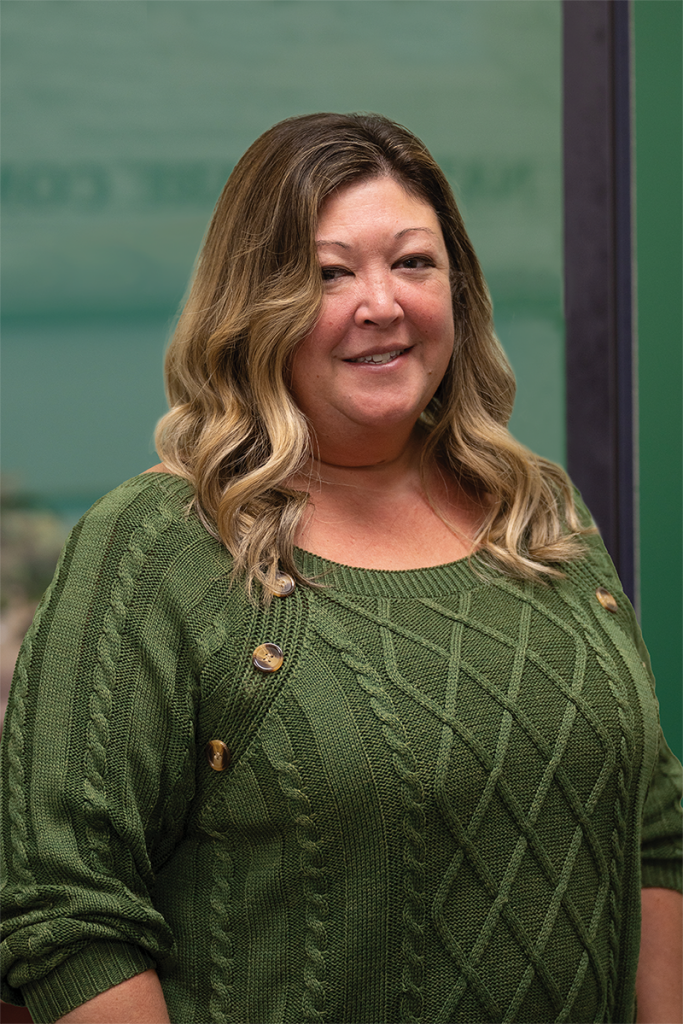 Shawna Schade headshot